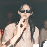 玉生烟