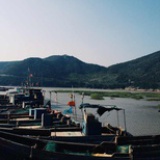 水且浅红