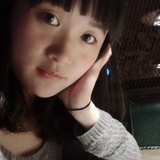 何大群。