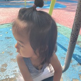 吃牛油果的吐司