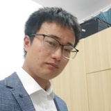 小张在看