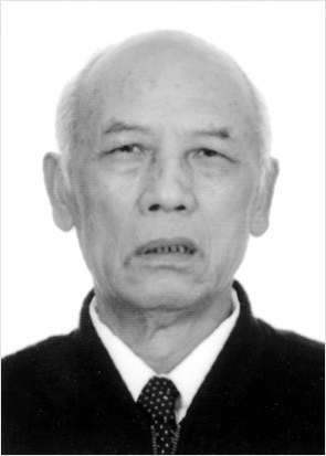 杨亮才