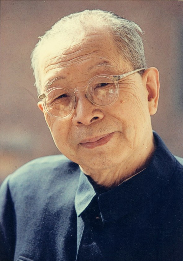 罗念生