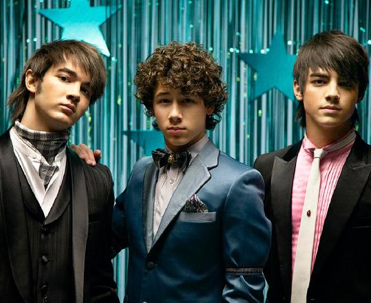 乔纳斯兄弟 Jonas Brothers