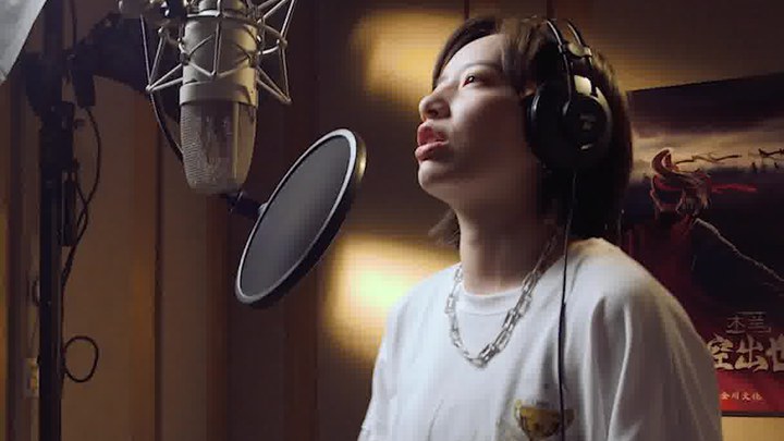 MV：李斯丹妮献唱同名主题曲