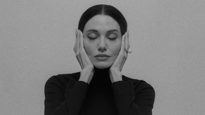 中国大陆预告片 (中文字幕)